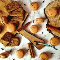 Crown Cakes