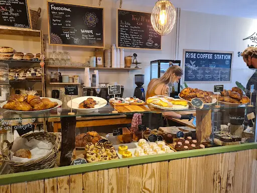 Rise Bakery