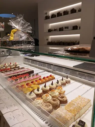 LEEK Banketbakkerij En Tearoom Dick