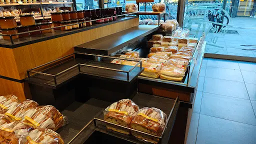 Bakker Van de Ven - De Volkorenspecialist - 100% Volkorenbrood