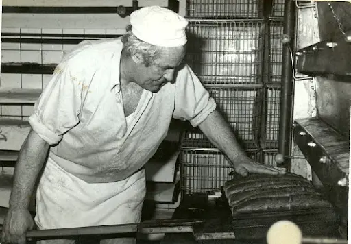 Brood- en Banketbakkerij Rijnbeek V.O.F.
