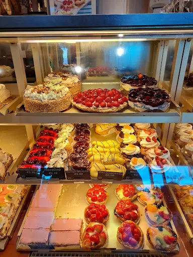 Nijkamp De Echte Bakker, Restaurant, IJssalon