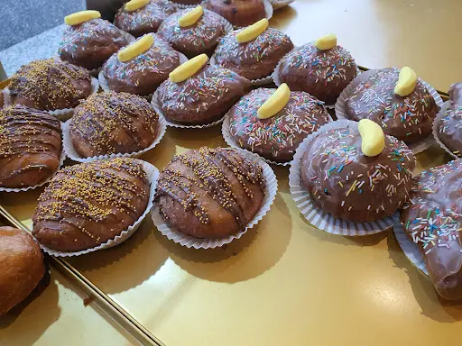 Oliebollen Bakkerij Dauphin-Veeke Leek